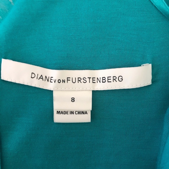 DVF Lacquer Zarita Lace Sheath Cocktail Dress - Picture 4 of 8